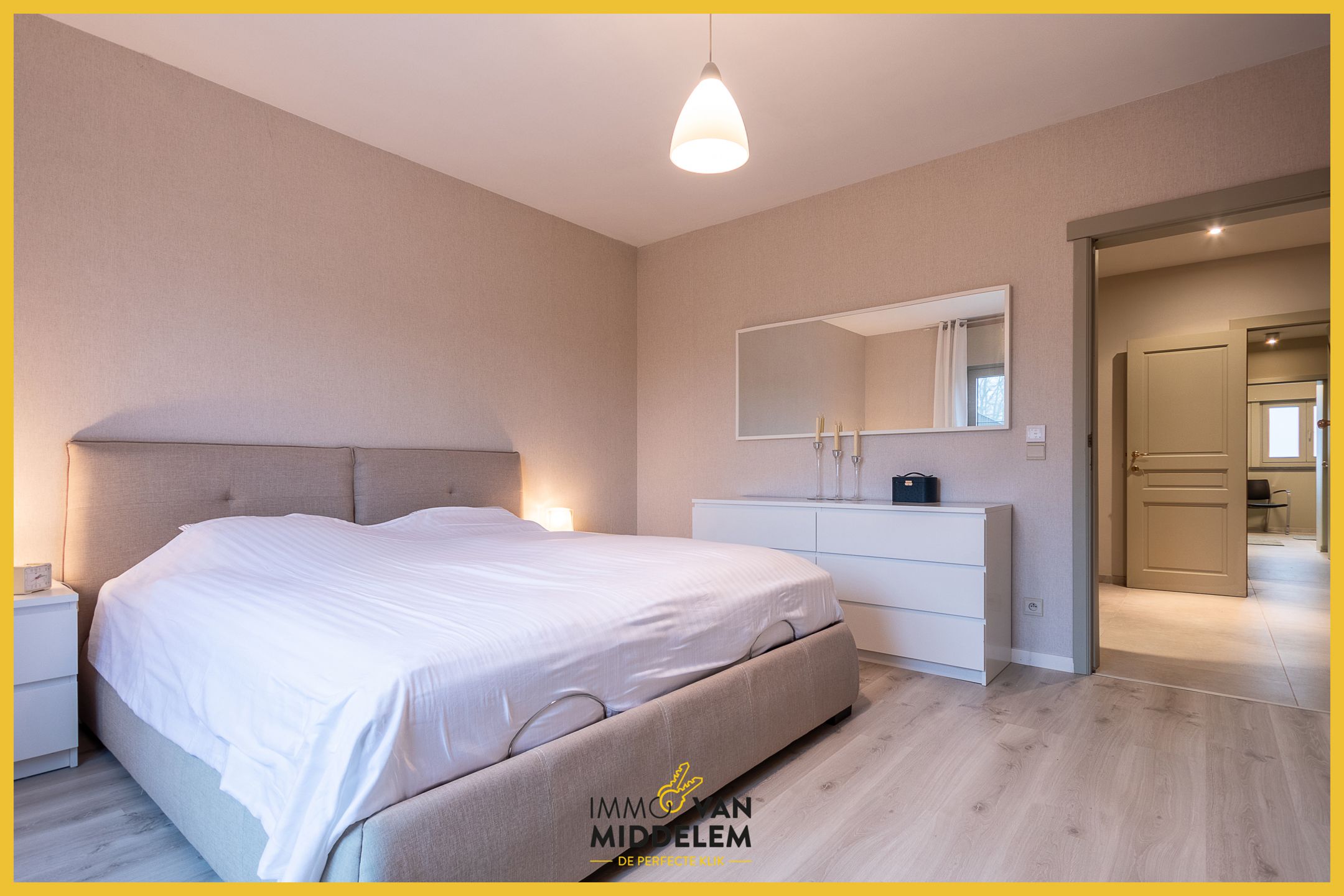 INSTAPKLARE (KANGOEROE)WONING MET 5 SLPK, BIJGEBOUW & TUIN foto 11