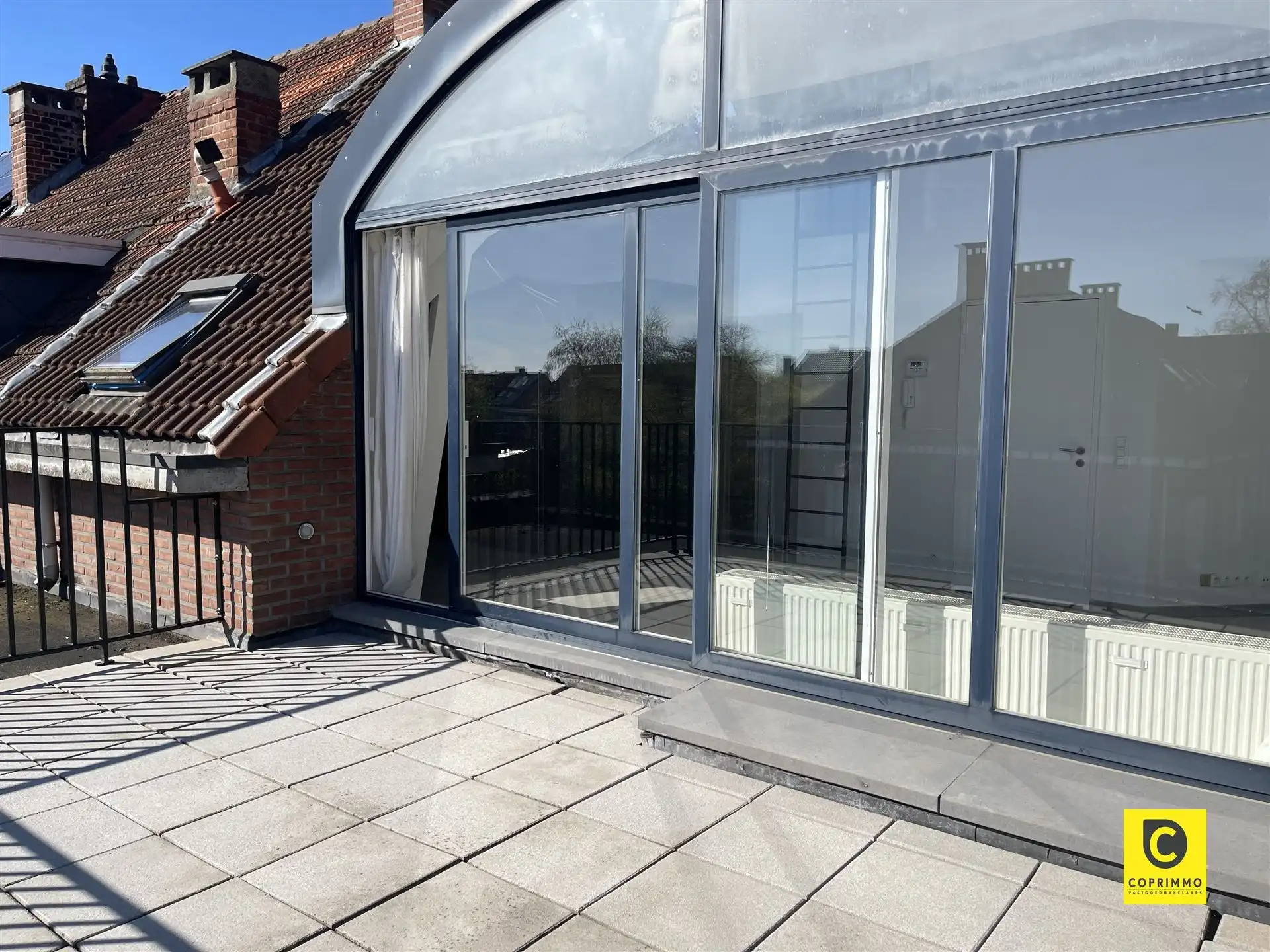 Dakappartement met groot terras foto 22