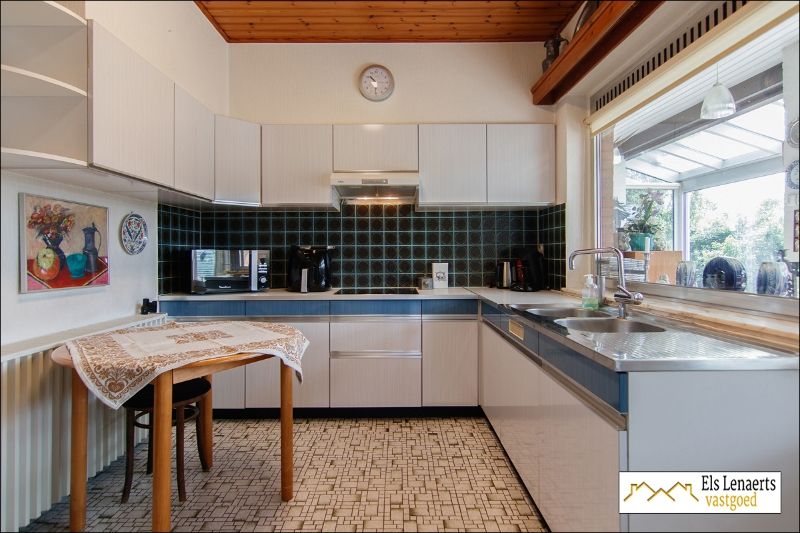 Charmante gelijkvloerse woning op ruim perceel foto 11