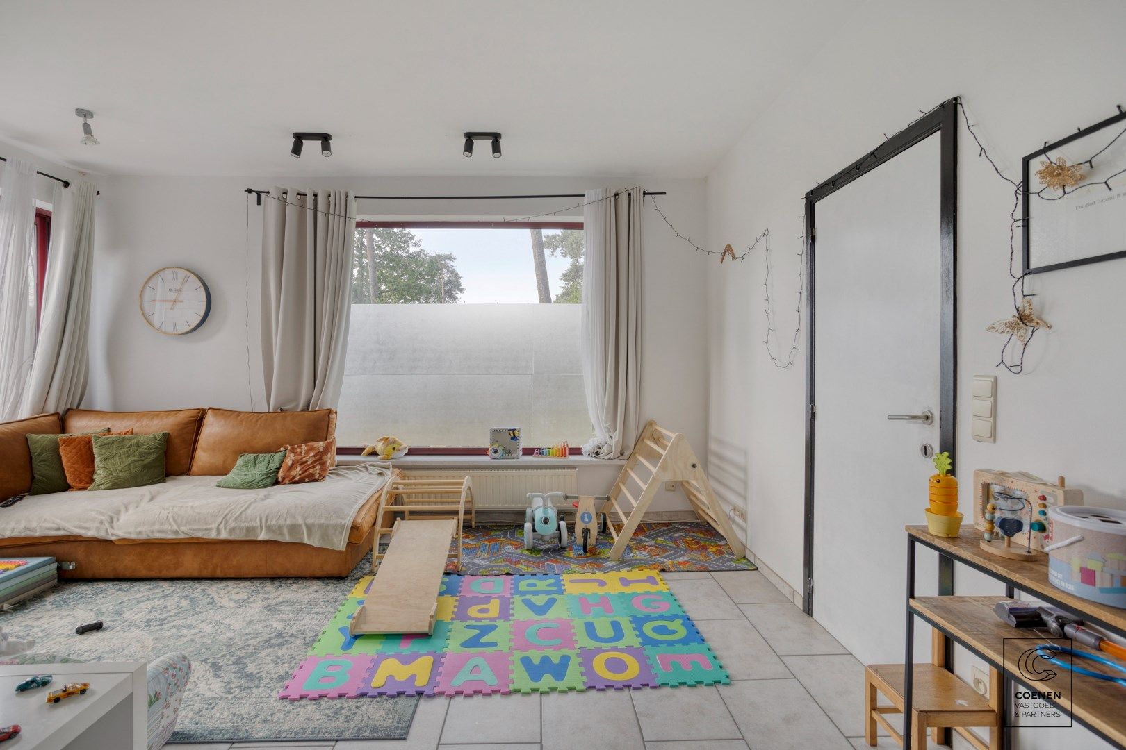 Laagbouw woning van 129 m² met drie slaapkamers op een schitterende ligging in Oelegem! foto 6