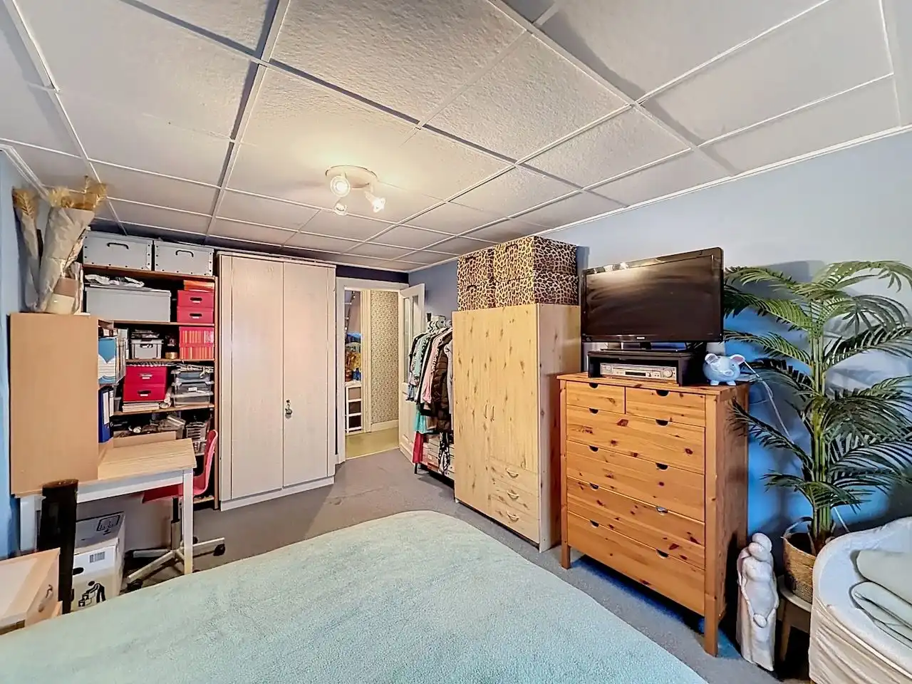 Charmante rijwoning met grote tuin en garage inhuis foto 16