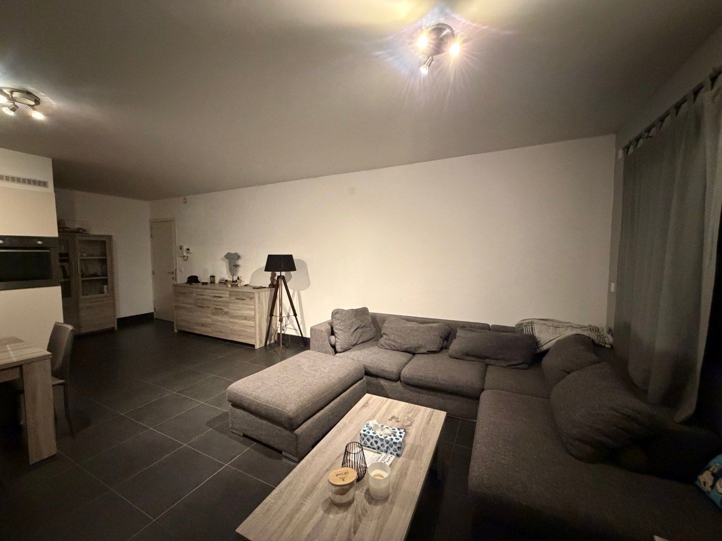 Gelijkvloers 1-slpk appartement nabij voorzieningen foto 4