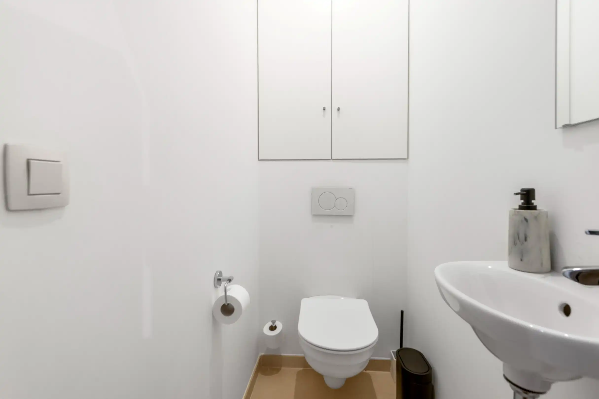 Recent appartement met hoge plafonds gelegen in het centrum van Knokke.  foto 16