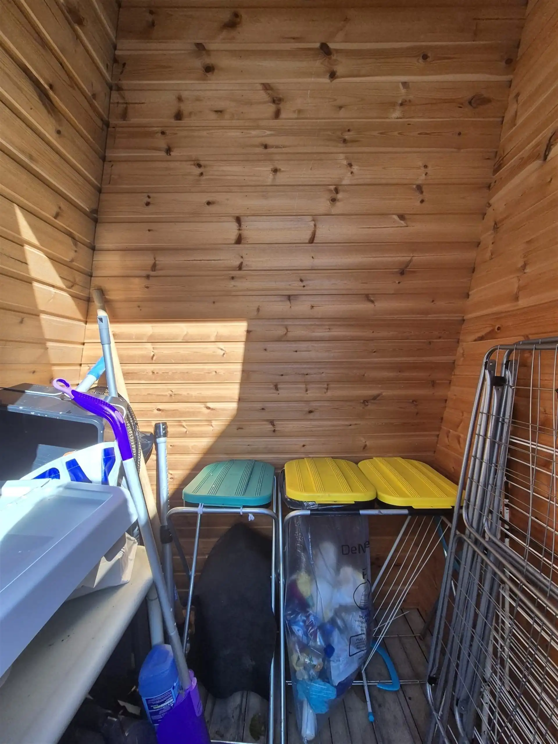 Residentieel en in afgesloten privé domein gelegen instapklaar ruim appartement. foto 16