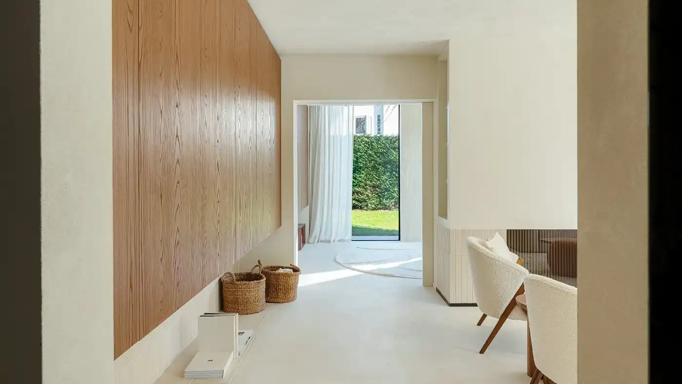Alleenstaande en luxueus gerenoveerde villa op een rustige en residentiële ligging in Knokke foto 8