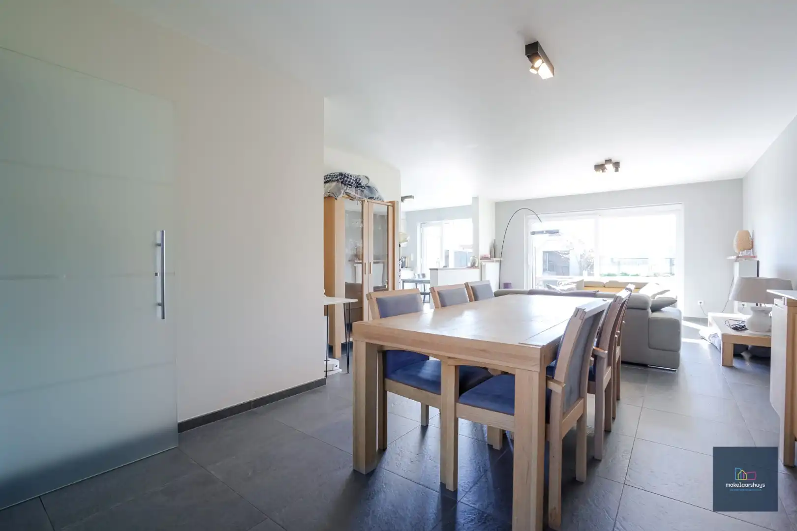 Rustig gelegen woning met 3slpk, garage en tuin foto 4