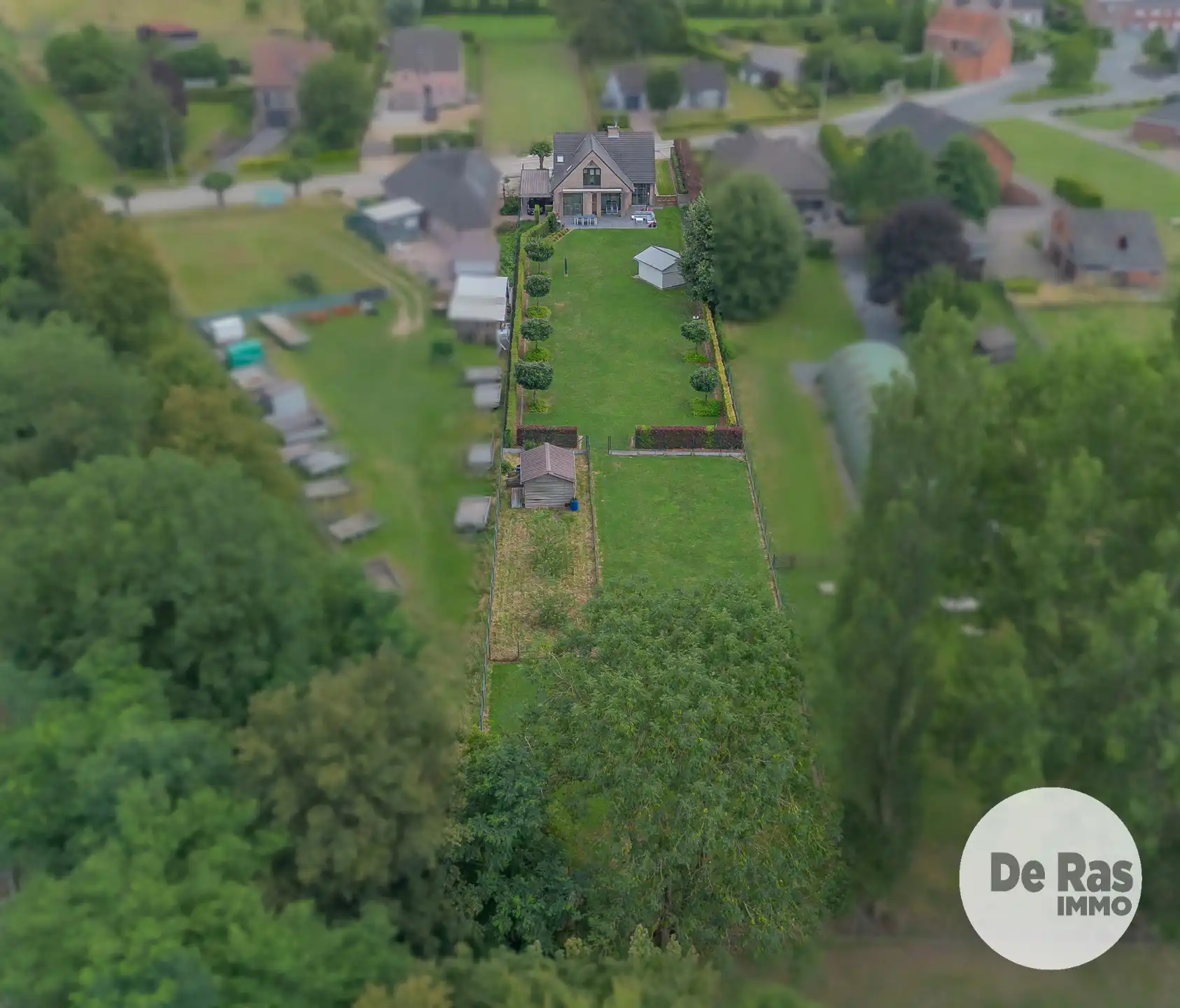VLIERZELE - schitterende OB/5 slps/garage/carport/grote tuin foto 2