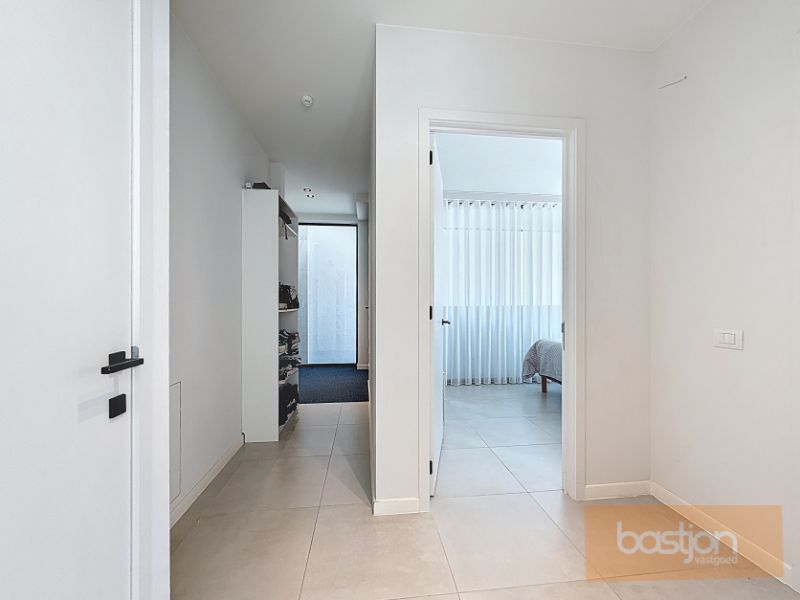 🏡 Uniek triplex appartement te huur in hartje Kortrijk! foto 19