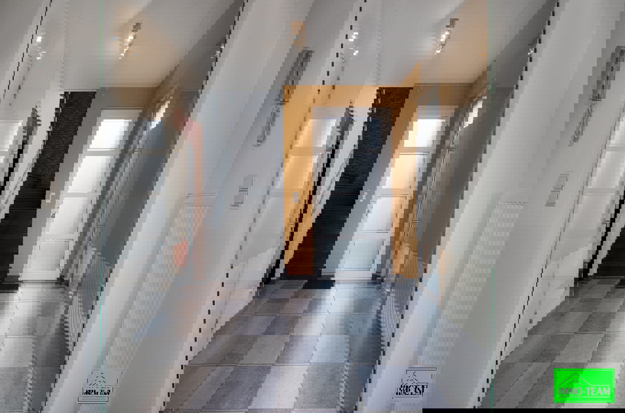 Halfopen gezinswoning met 3 ruime slaapkamers, EPC B foto 11