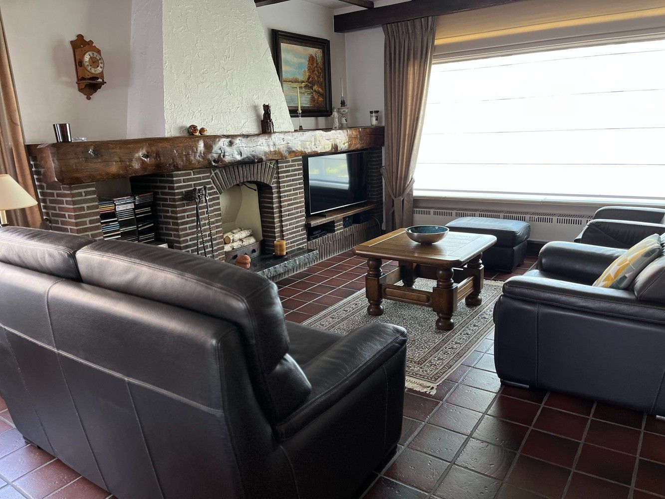Goed verzorgde halfopen woning met 3 slaapkamers foto 6