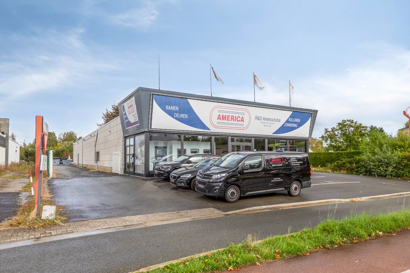 Te huur: Handelspand op toplocatie Hasseltweg foto 2