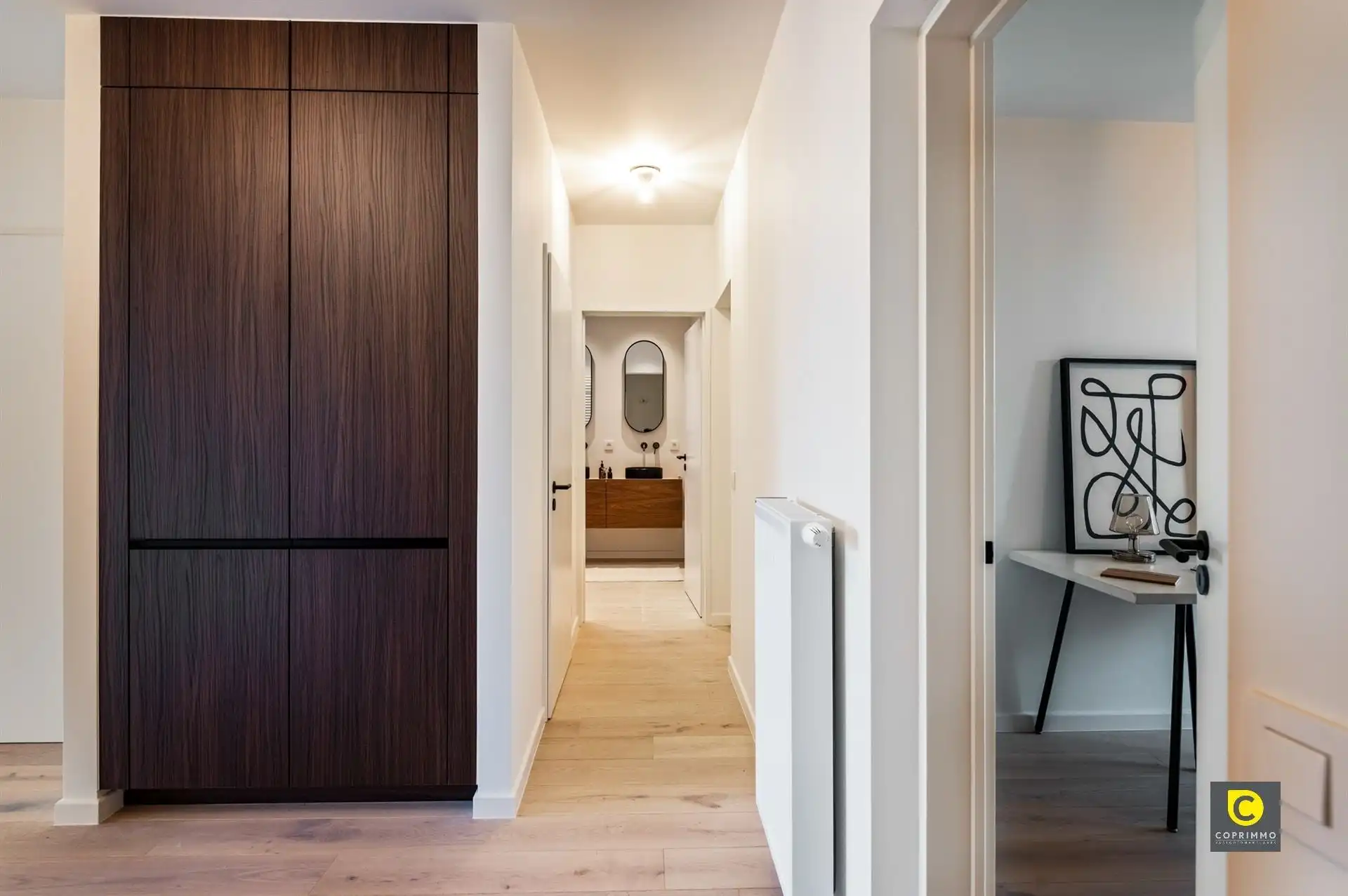 Luxueus gerenoveerd hoek-app foto 9