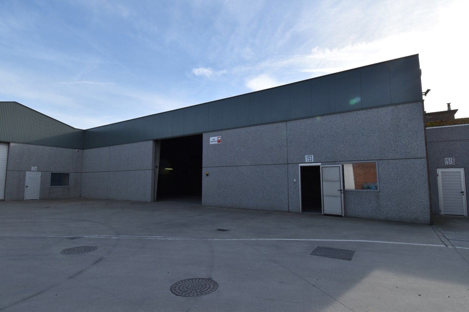 Opslagruimte van 316 m² met vlotte bereikbaarheid te huur in Gullegem foto 5