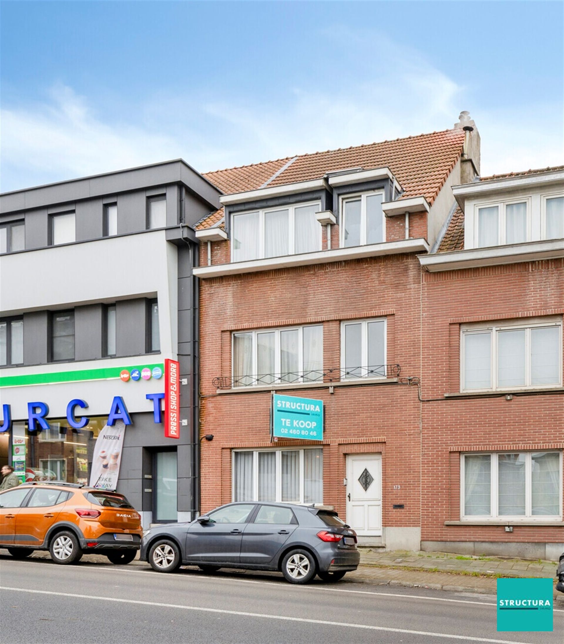 Eengezinswoning met 5 slaapkamers foto 1