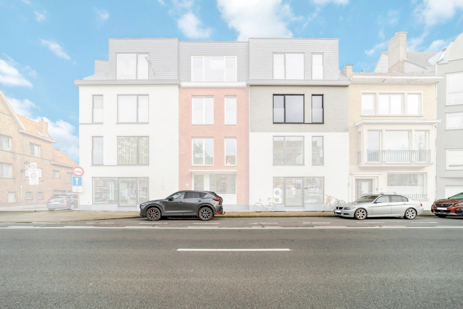 Recent appartement met groot, zonnig terras foto 2