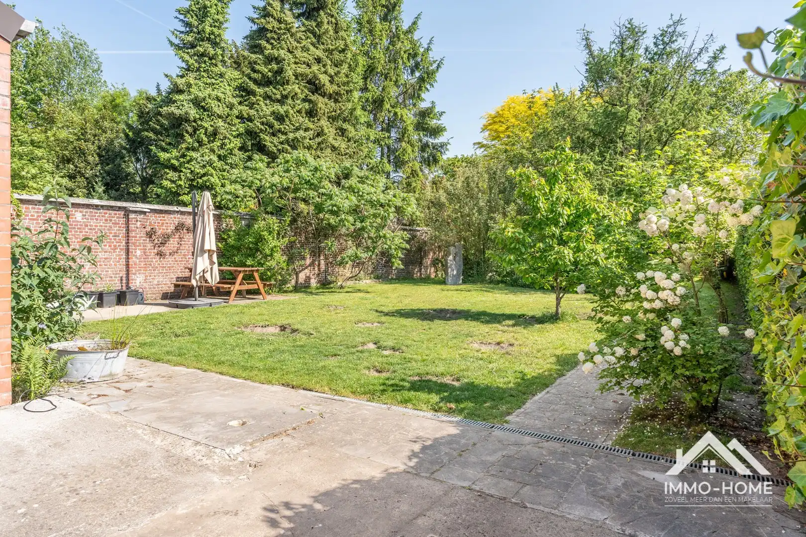 Instapklare woning met polyvalente ruimte en vrijstaande garage!  foto 8