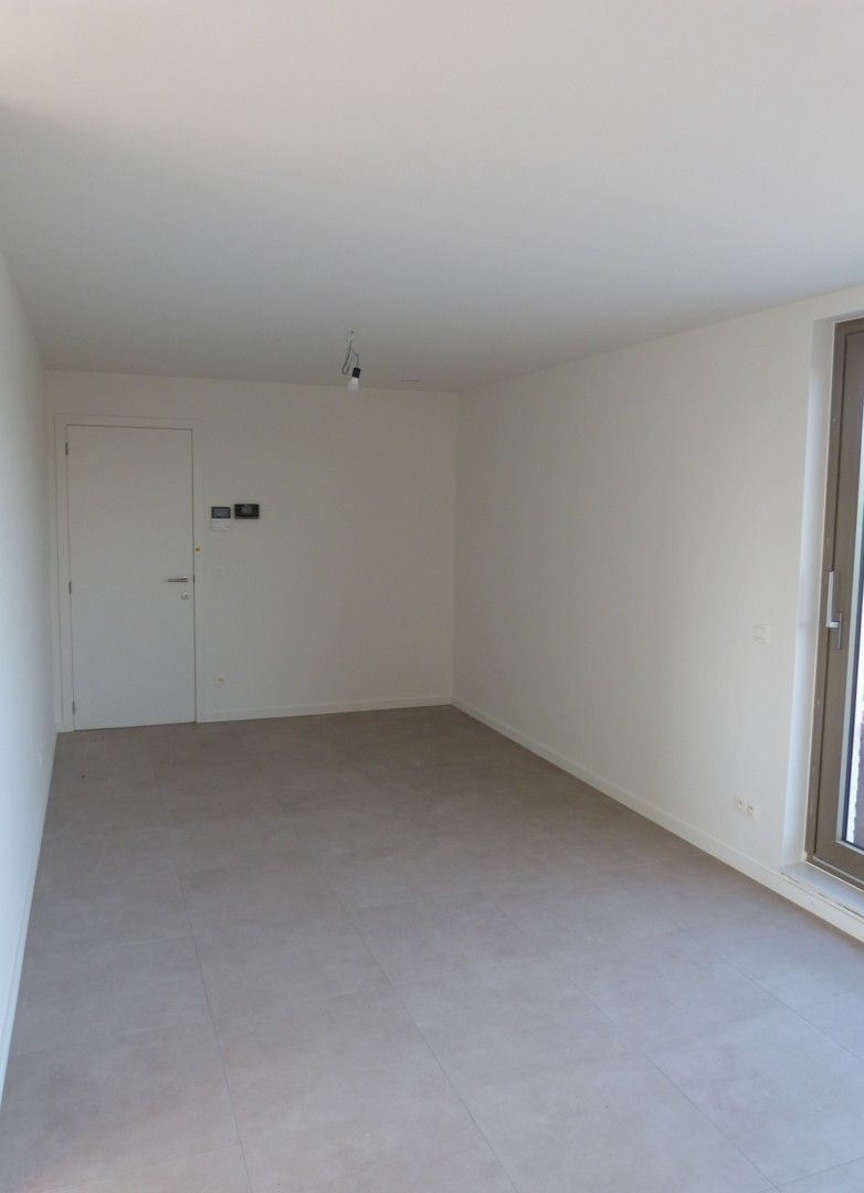 Te huur – BEN-appartement in rustige buurt te Heusden-Zolder foto 10