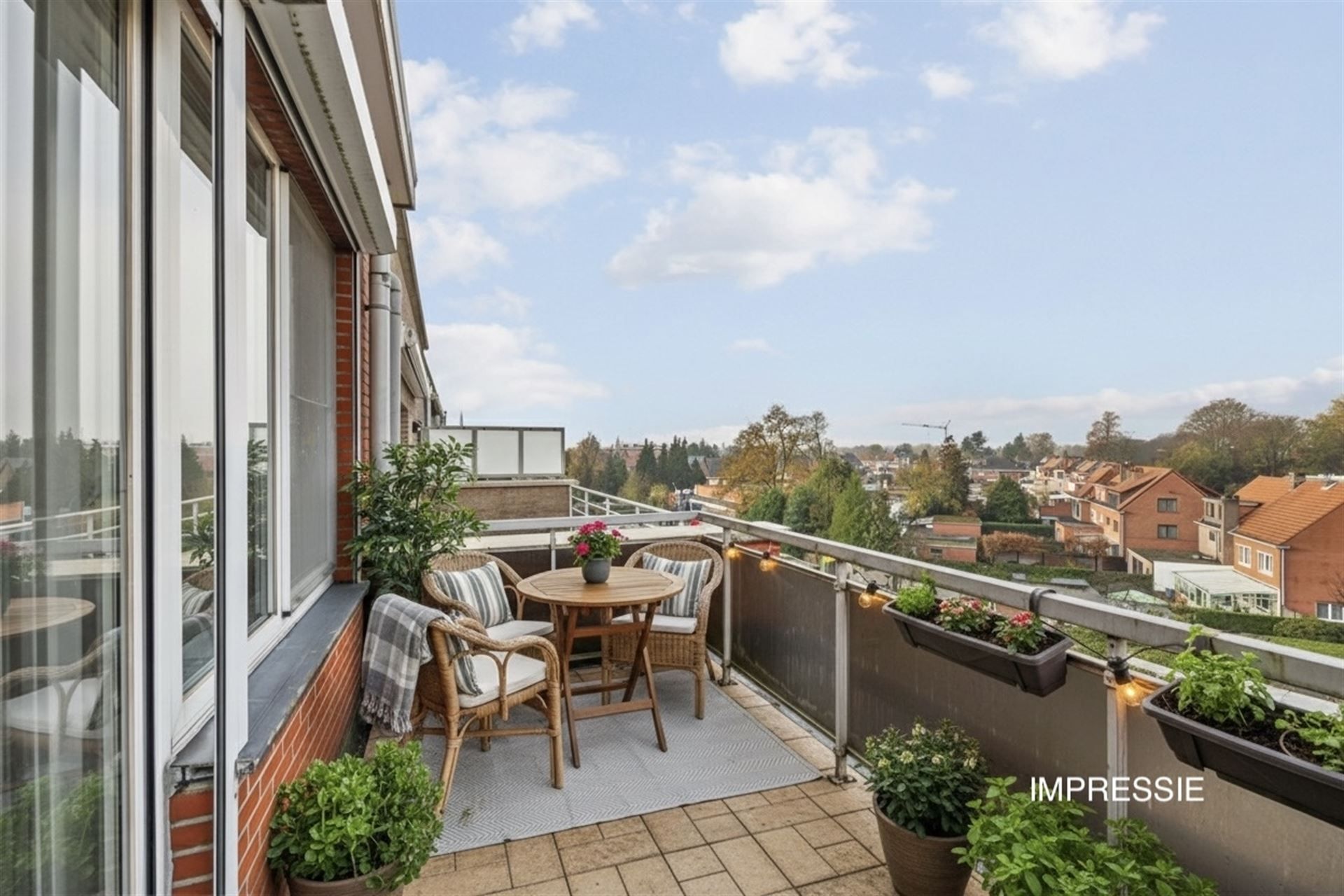 Instapklaar Dakappartement met 2 Ruime Terrassen foto 13