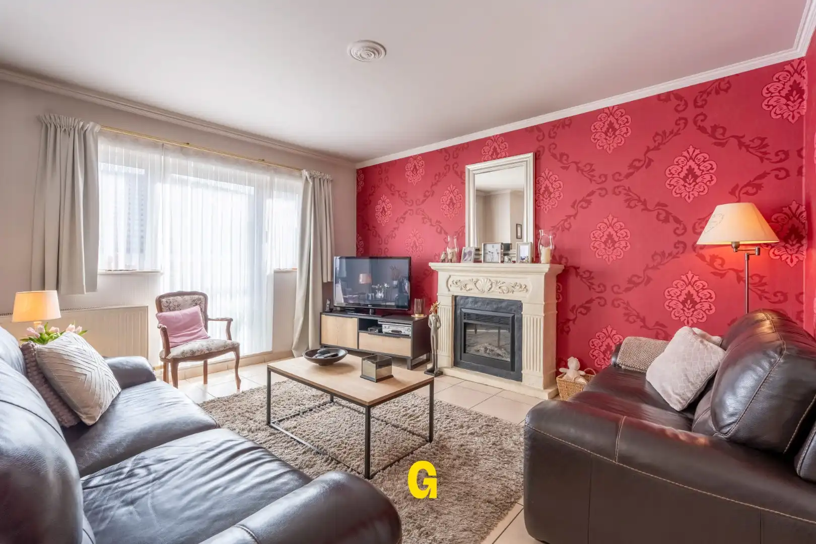 Netjes verzorgd duplex appartement met drie slaapkamers en standplaats op wandelafstand van de markt foto 11