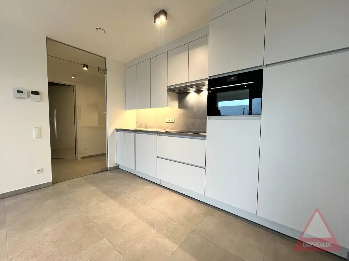 Zonnebeke – Instapklaar appartement met zicht op de voetbalvelden foto 6