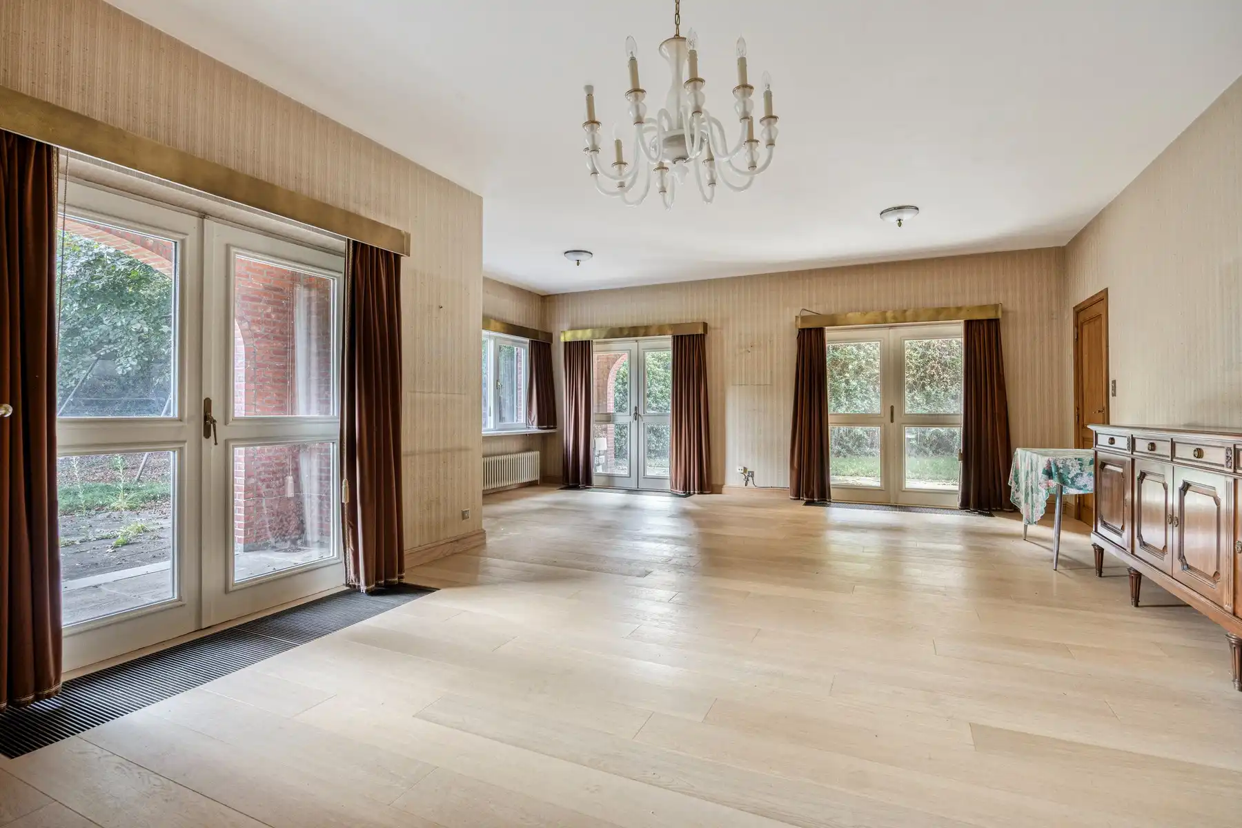 Karaktervolle villa met uitzonderlijk veel ruimte en tal van mogelijkheden foto 10