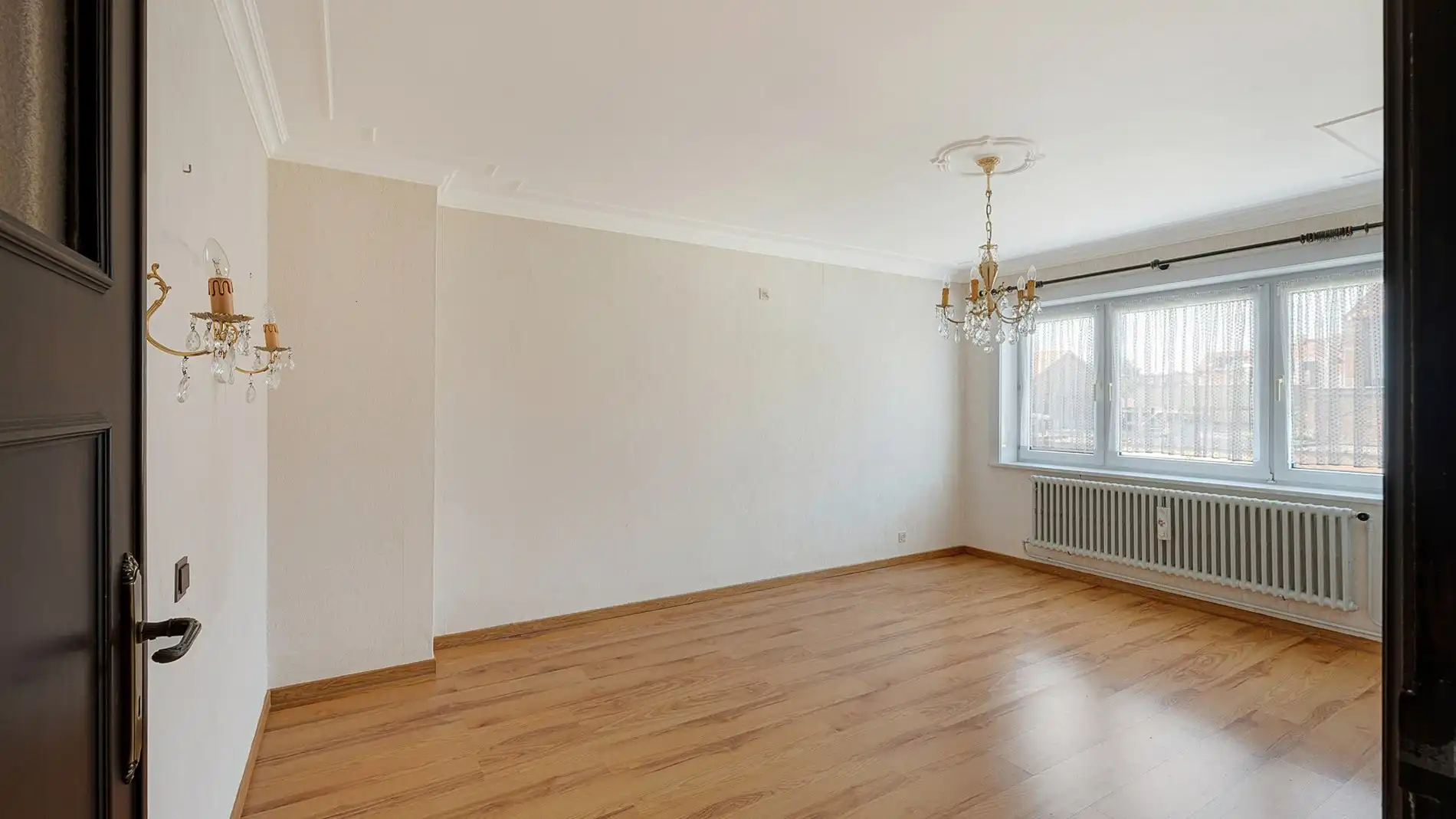 Huis met groot volume en garage te Knokke foto 16