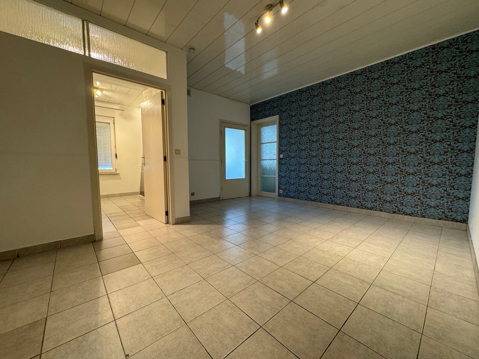 Opbrengsteigendom 2 appartementen en 2 commerciële ruimtes foto 37