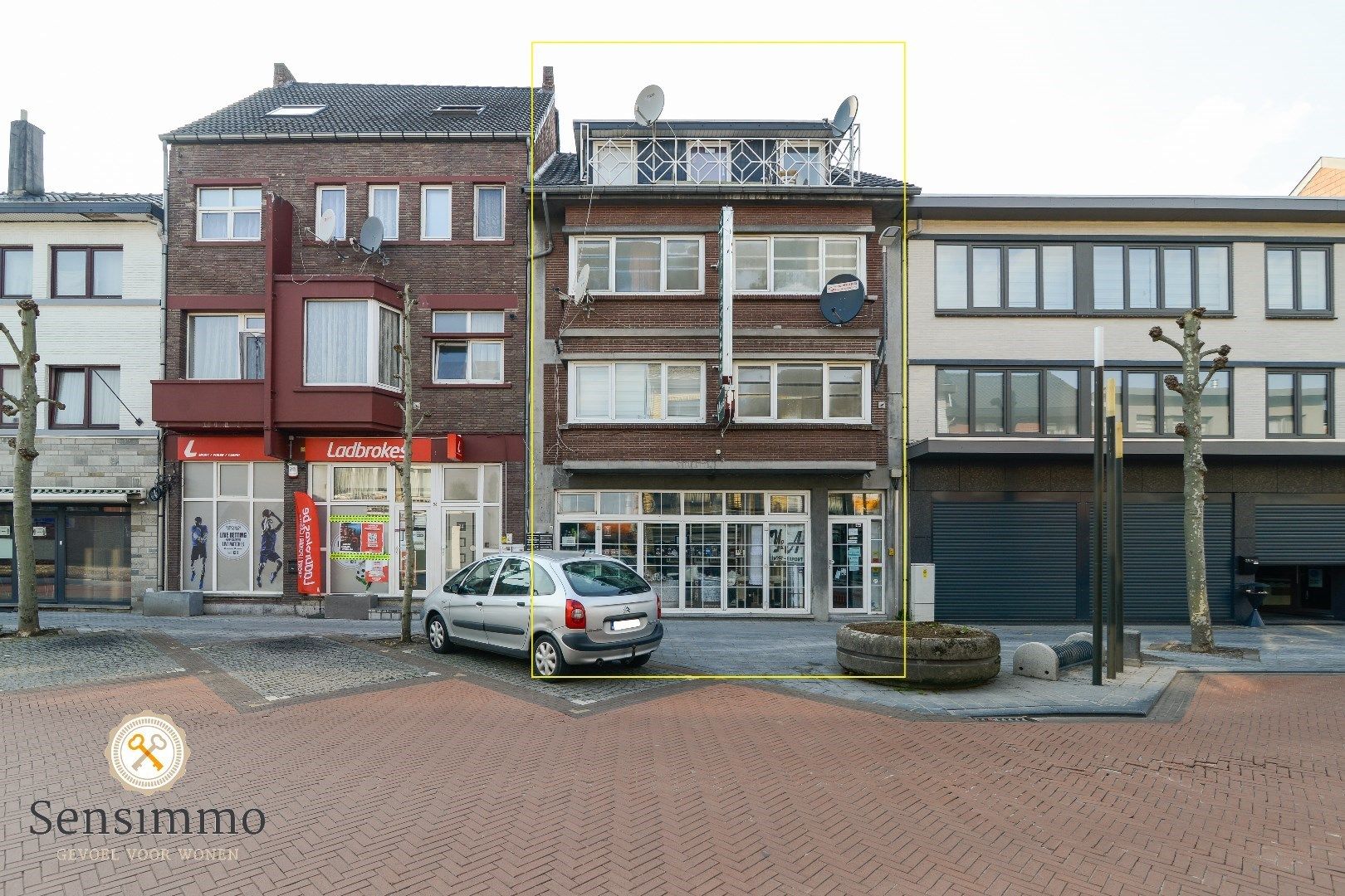 Topinvestering: Opbrengsteigendom van 9 kamers+winkel foto 1