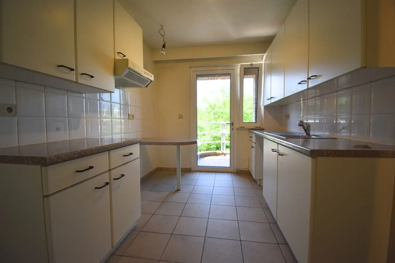 Appartement te huur in centrum Sint-Genesius-Rode foto 4