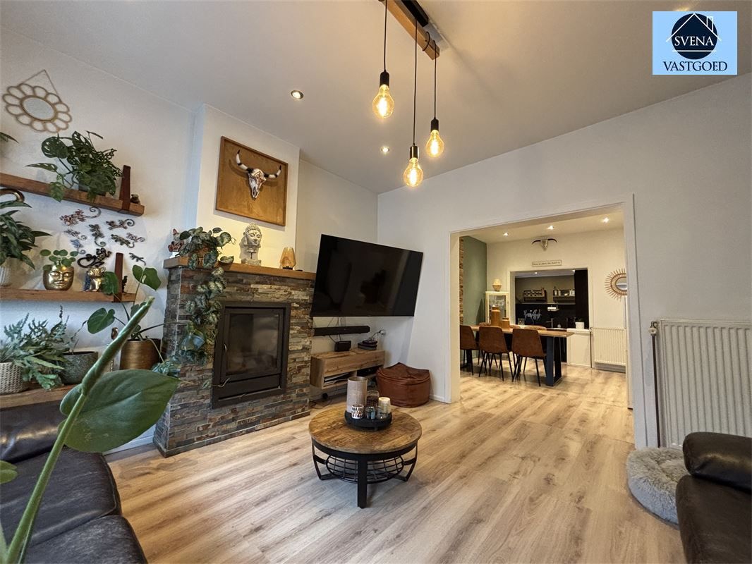 LEUKE WONING MET 3 SLAAPKAMERS GARAGE EN TUIN foto 2