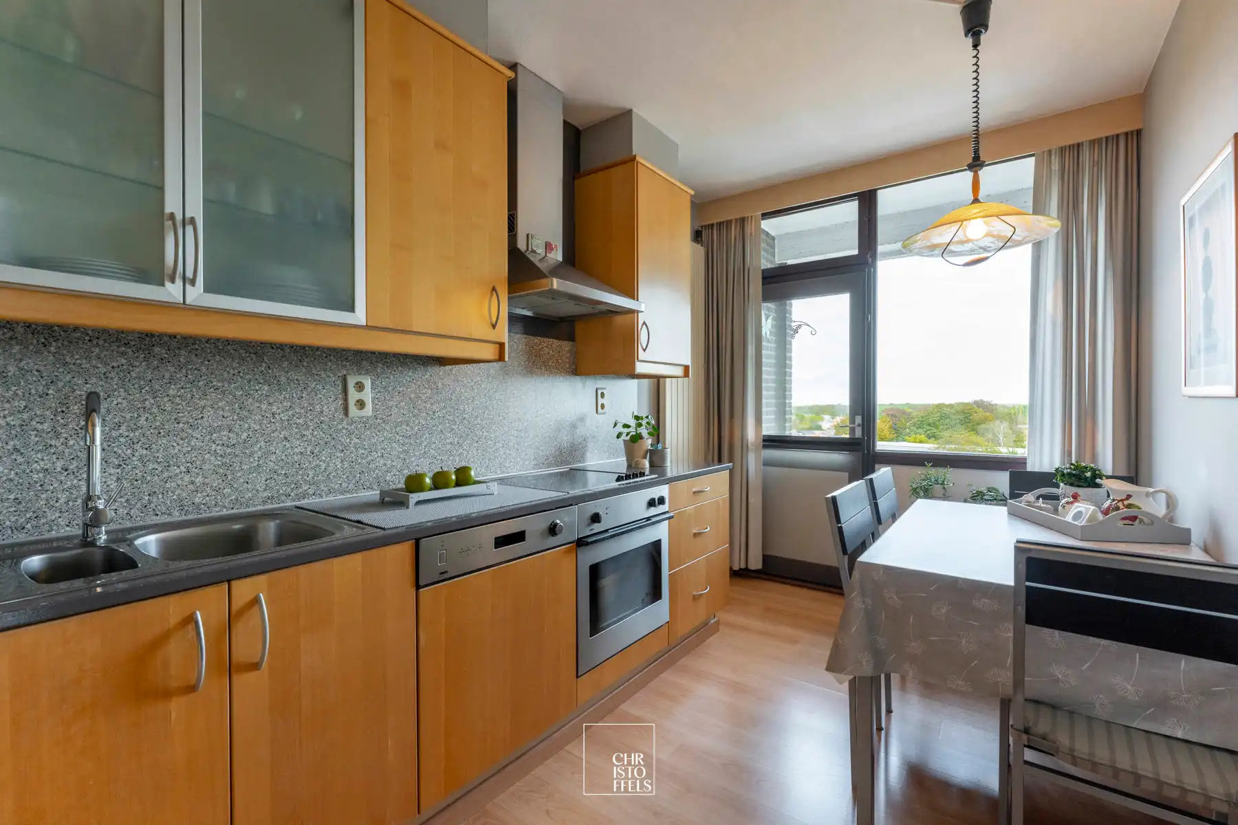 2-slaapkamer appartement op toplocatie nabij Maastricht! foto 9