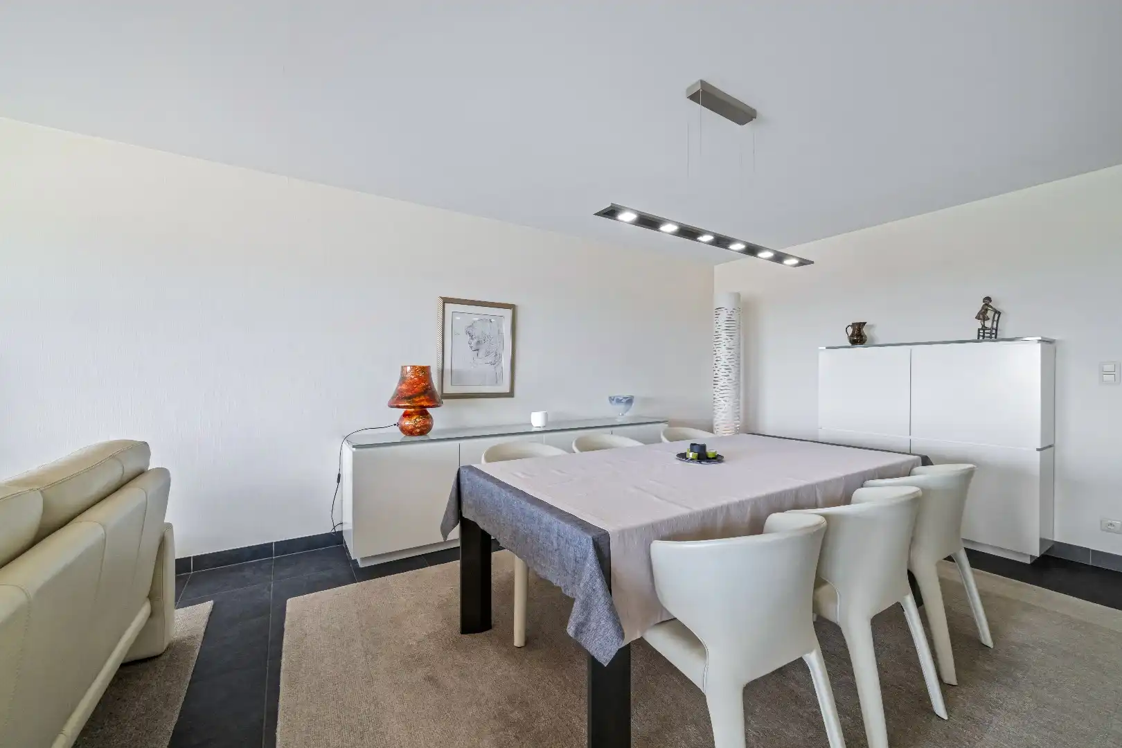 Ruim appartement + GARAGEBOX foto 7