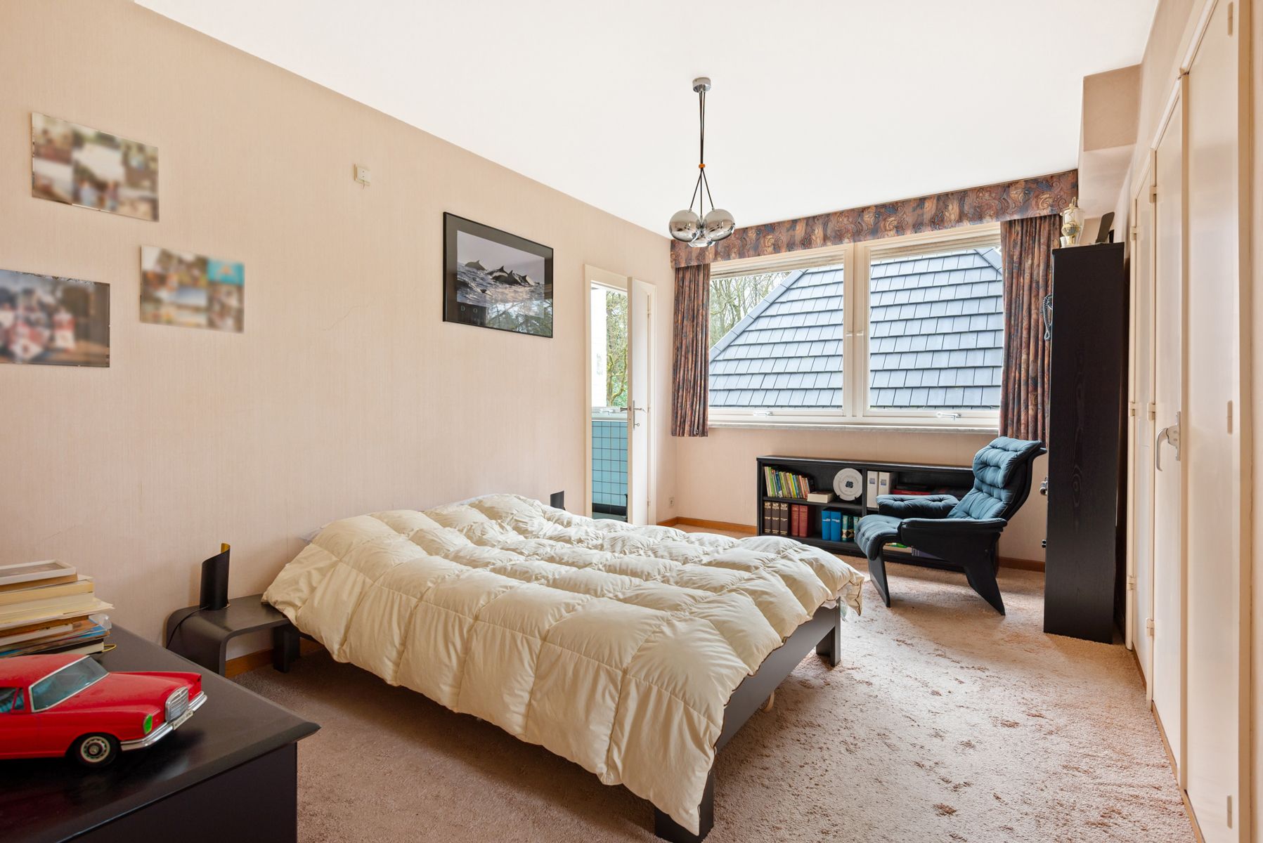 Te renoveren villa met naastgelegen bouwgrond op 6000 m². foto 24