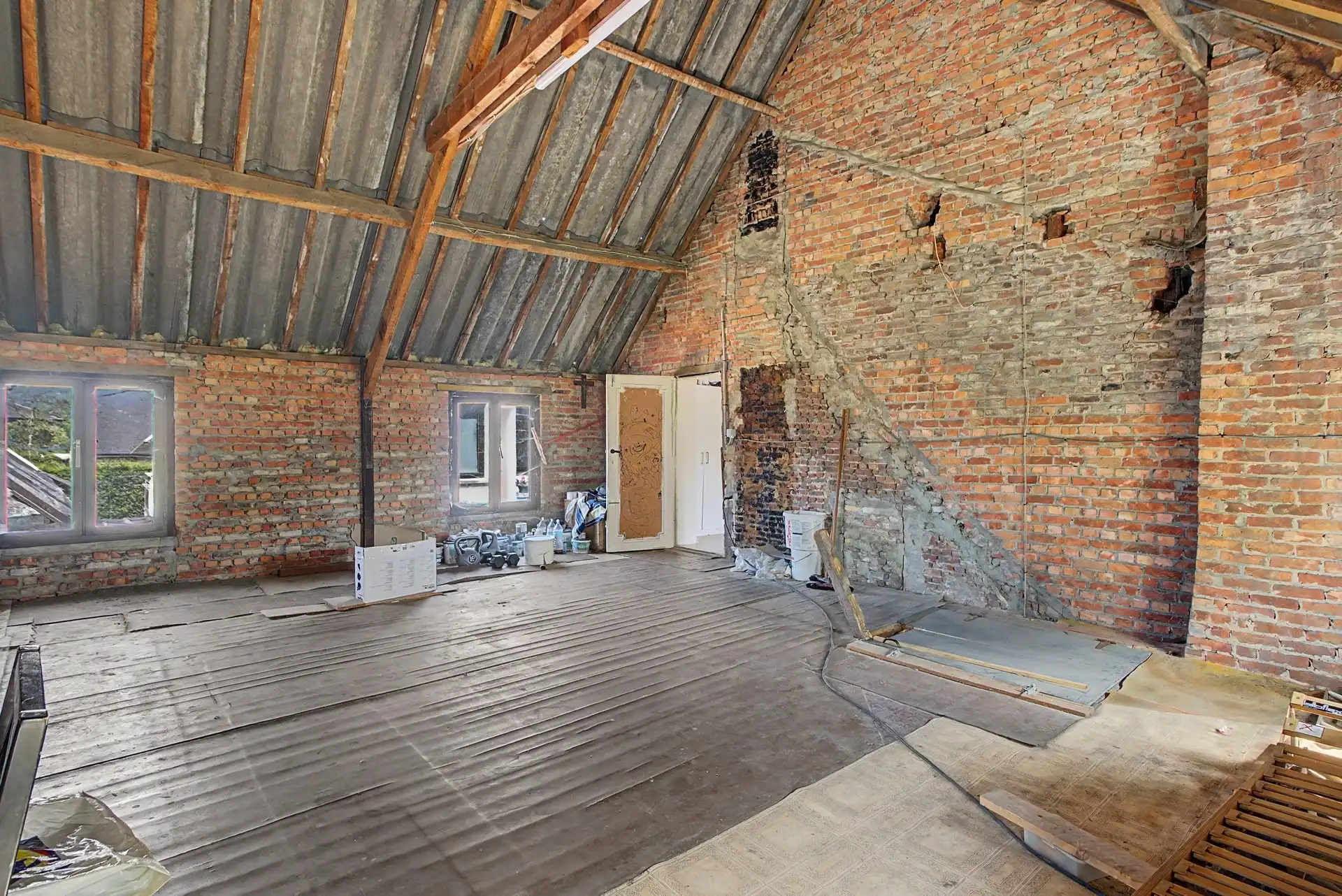 Heel ruime woning, met open zicht en grote garage/magazijn (82m²) op een perceel van 760m², te Grembergen foto 14