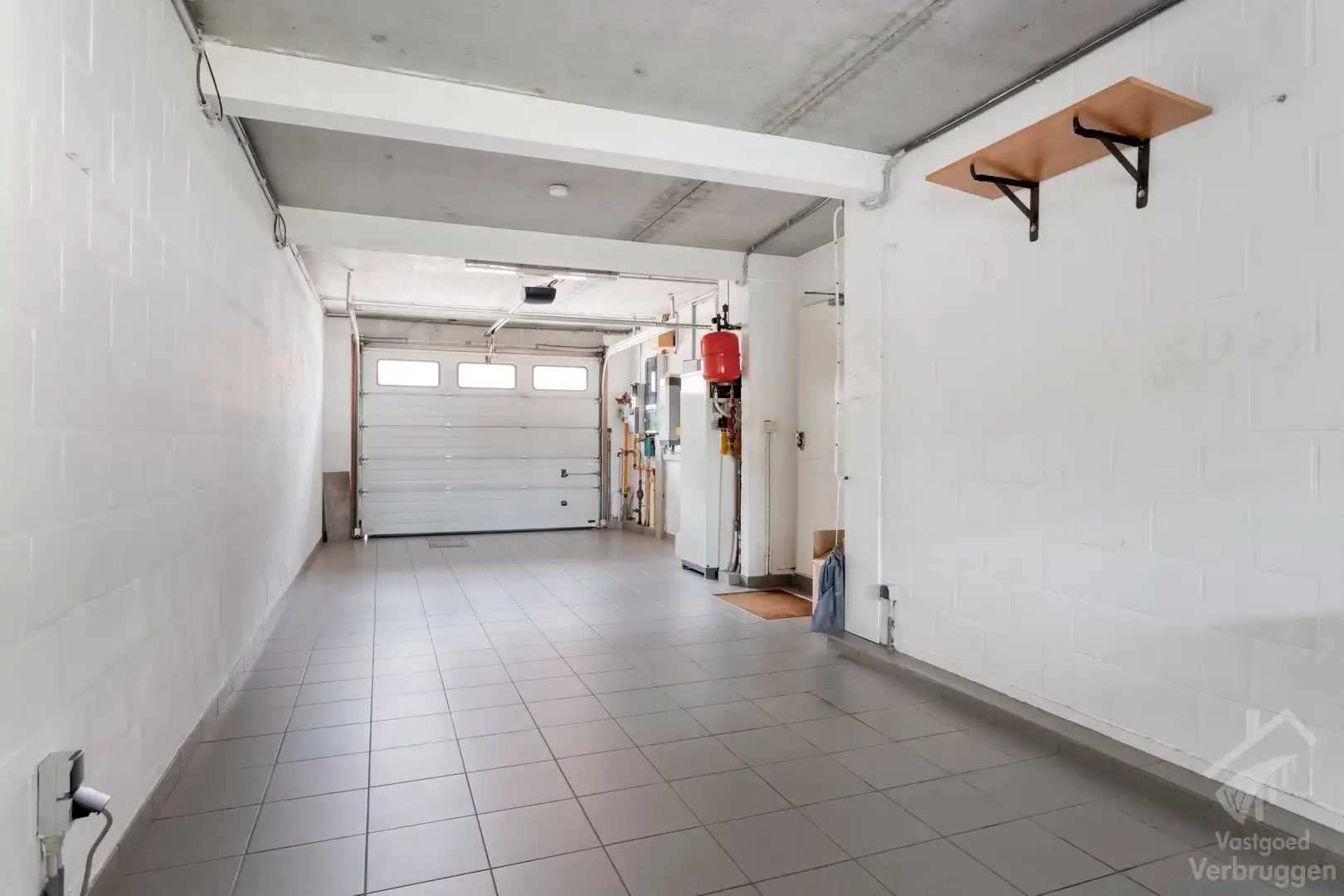 Instapklare moderne woning met 3 slaapkamers, bureau en dubbele garage foto 21