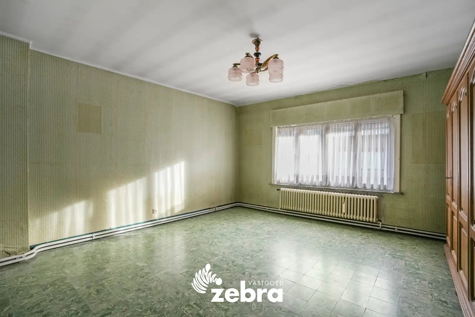 Statige woning met 4 slaapkamers en veel potentieel te centrum Tielt! foto 15