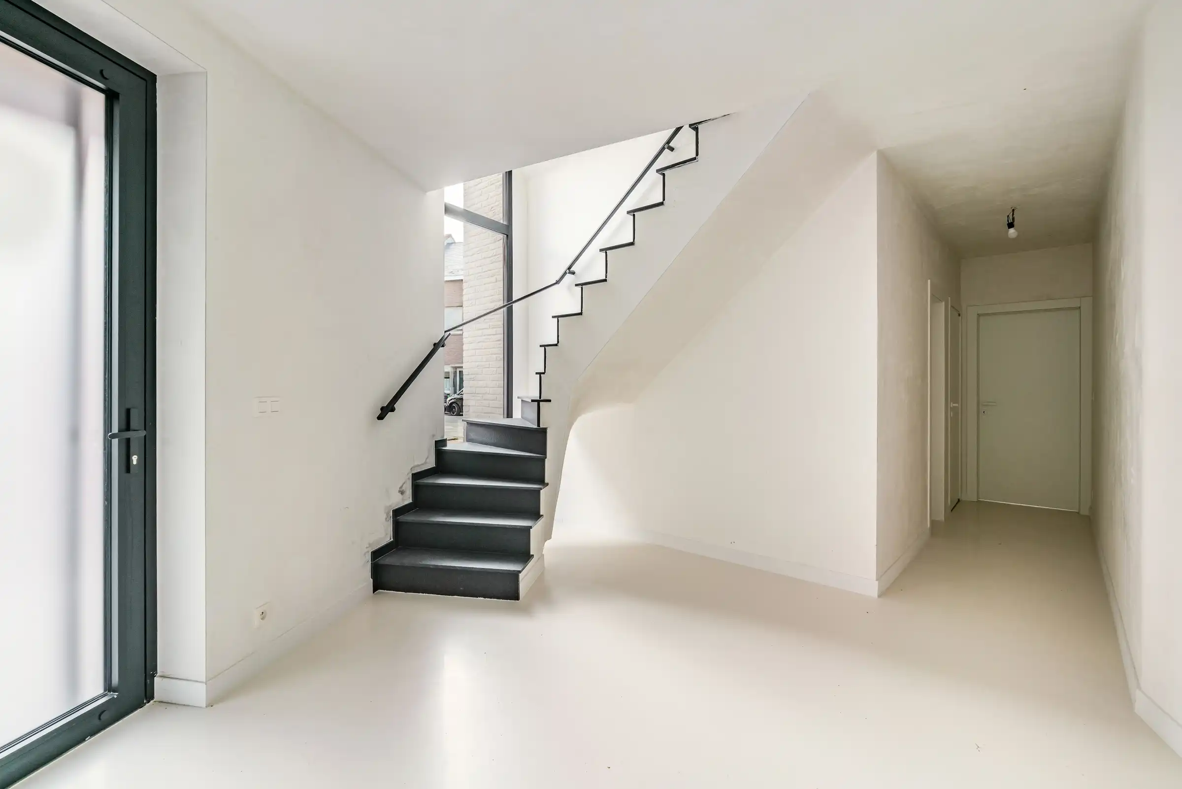 MODERNE (NIEUWBOUW) WONING – LICHT EN ENERGIEZUINIG foto 9