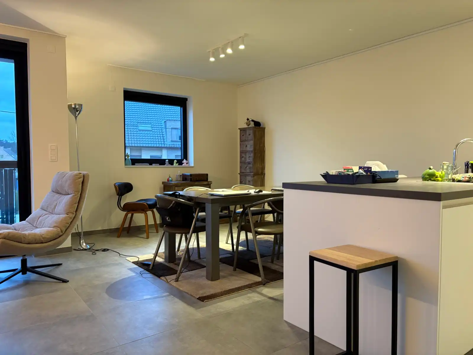 Recent appartement, met lift bereikbaar, zuidgericht terras.  foto 5