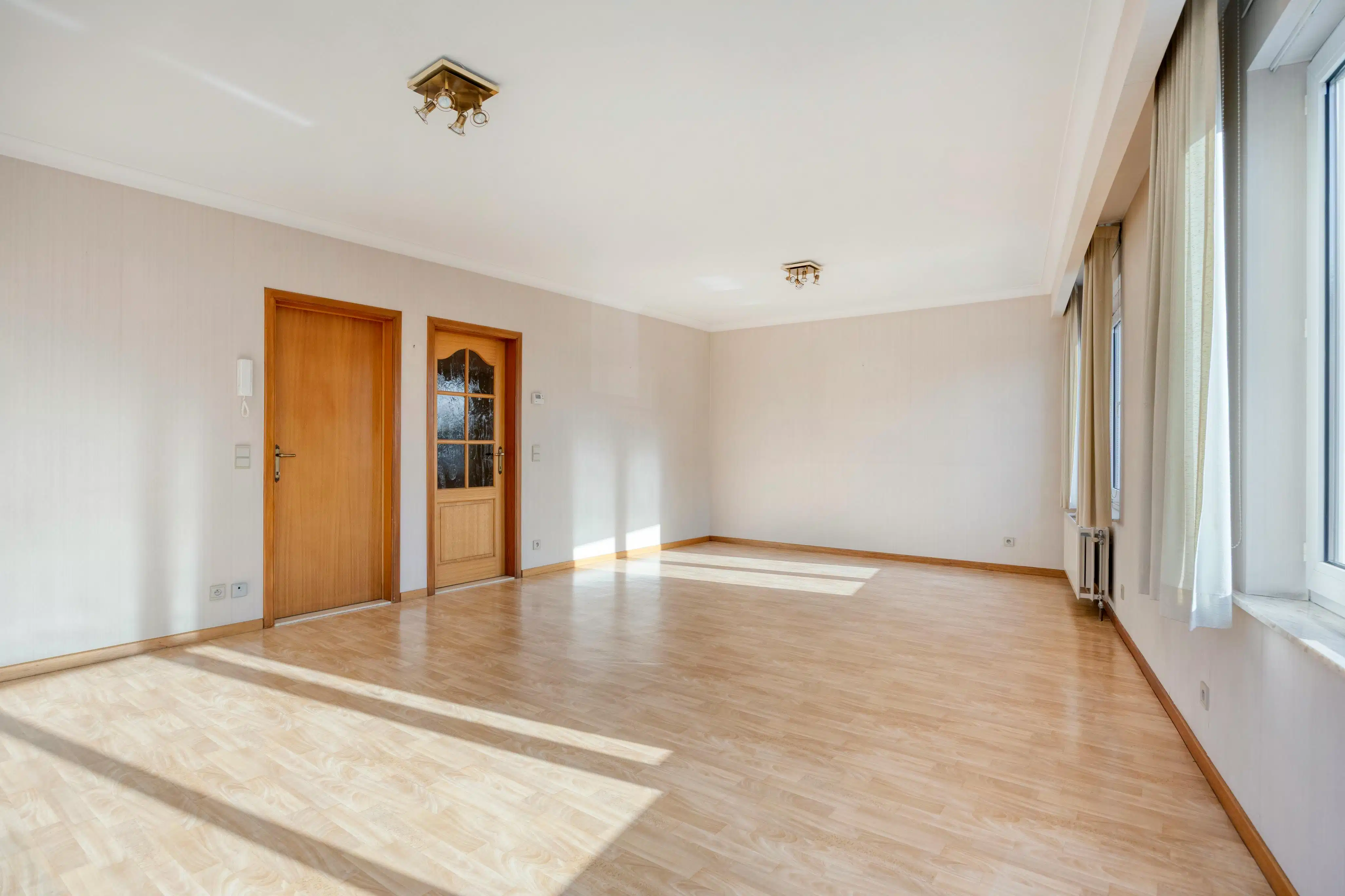 Energiezuinig appartement met garage te koop in Burcht foto 2