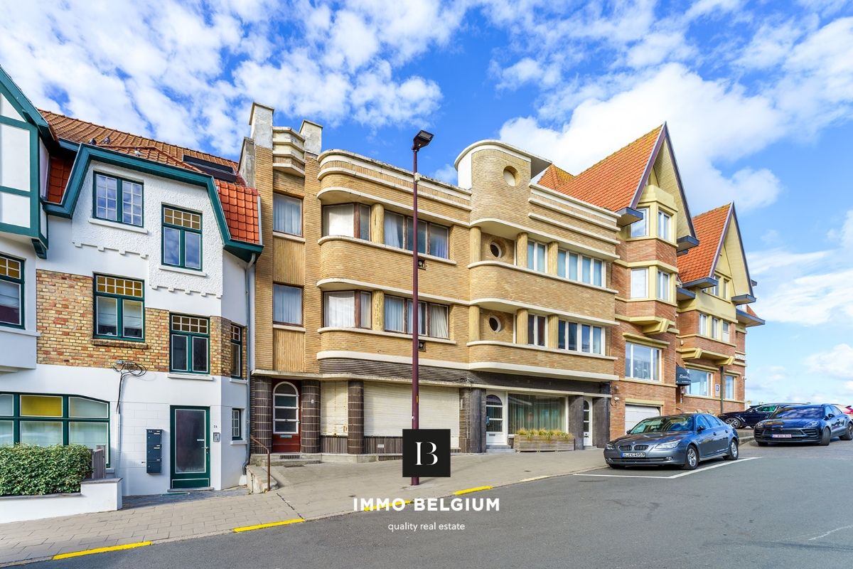 Uitzonderlijk renovatieproject aan de zeedijk foto {{pictureIndex}}