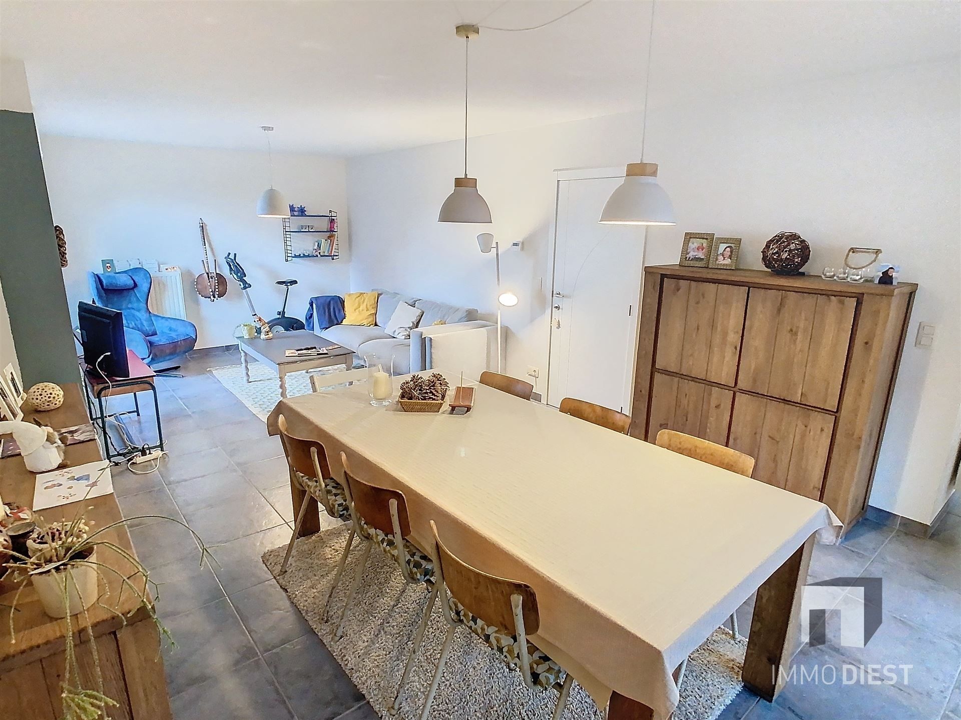 Appartement 93m2 met 2 slaapkamers + garage foto 4