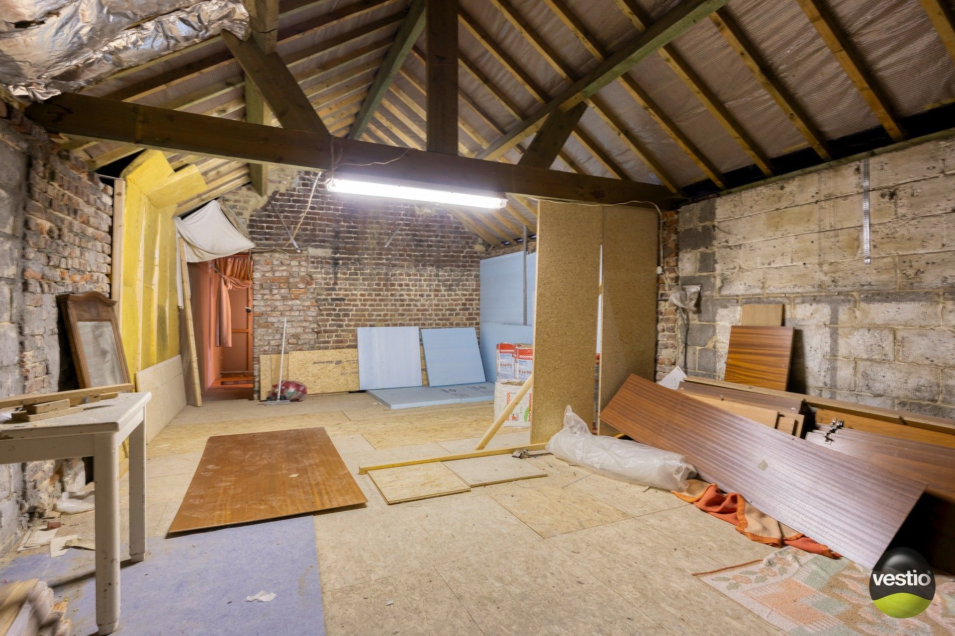 Te renoveren woning met bijgebouwen in het rustige centrum van Bevingen (Sint-Truiden) foto 29