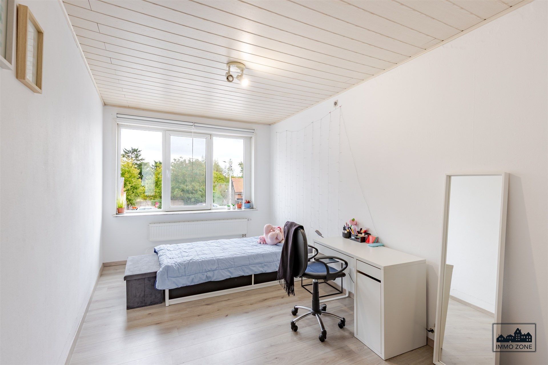 Ruime 4-Slaapkamerwoning met 2 Badkamers in Ruisbroek foto 11