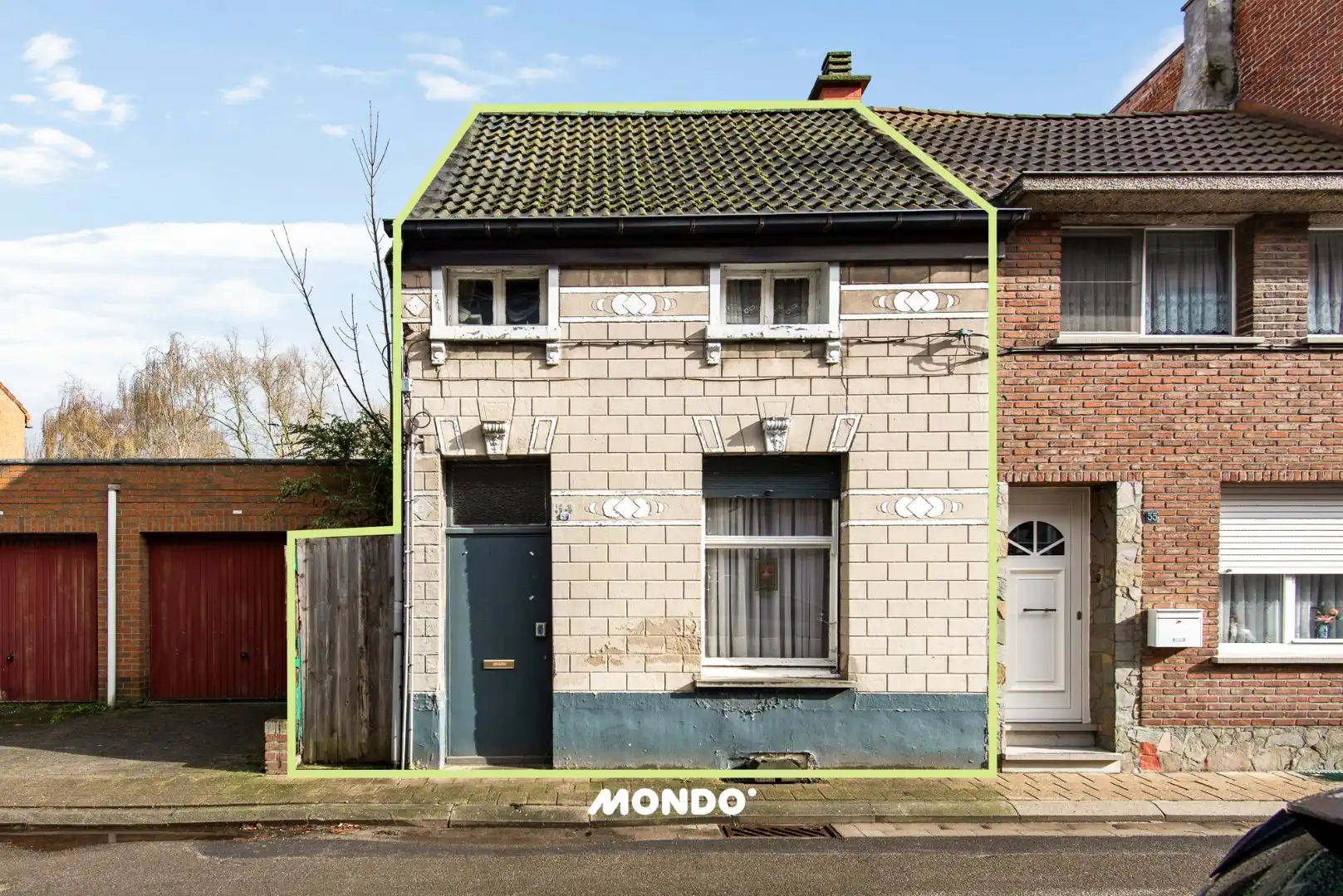 Hoofdfoto van de publicatie: Te renoveren woning met tuin en garage op rustige ligging in Boom
