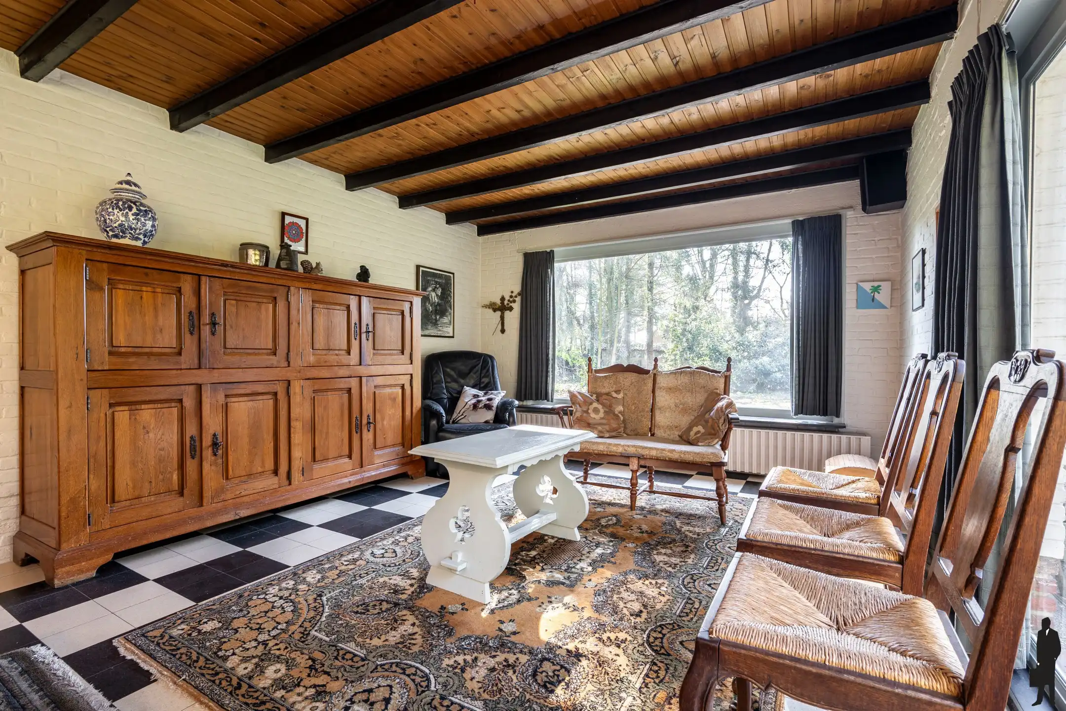 Uitzonderlijk gelegen villa in groen op grond van ca 1.730m² foto 10