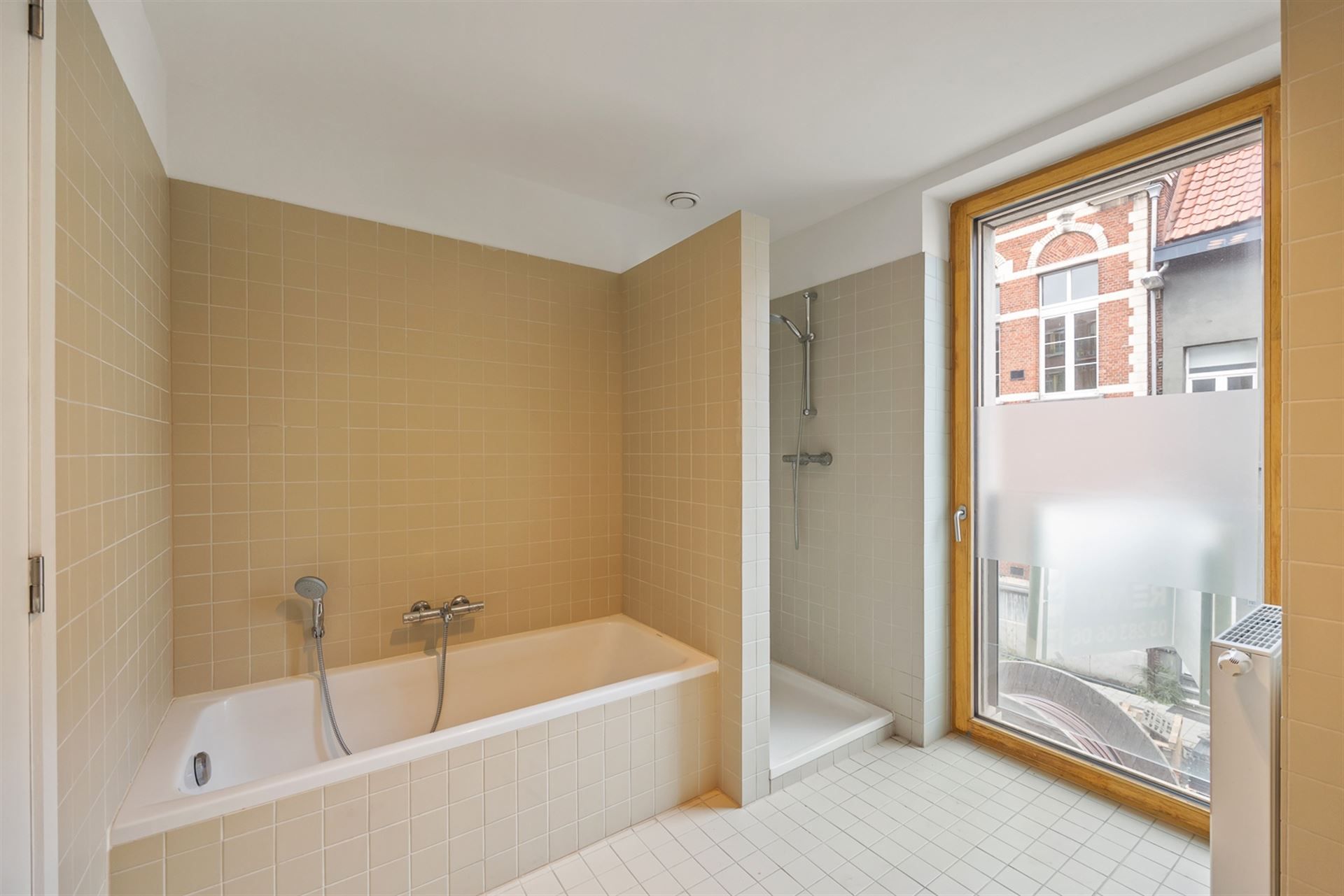 Lichtrijke en Energiezuinige Gezinswoning met Dakterras foto 9