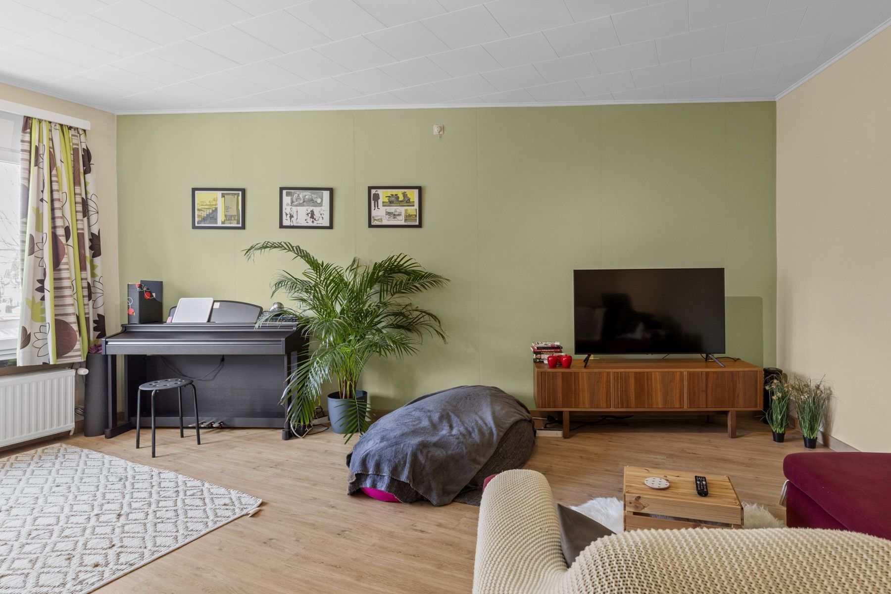 Zeer ruim en instapklaar appartement inclusief  garage -  foto 1