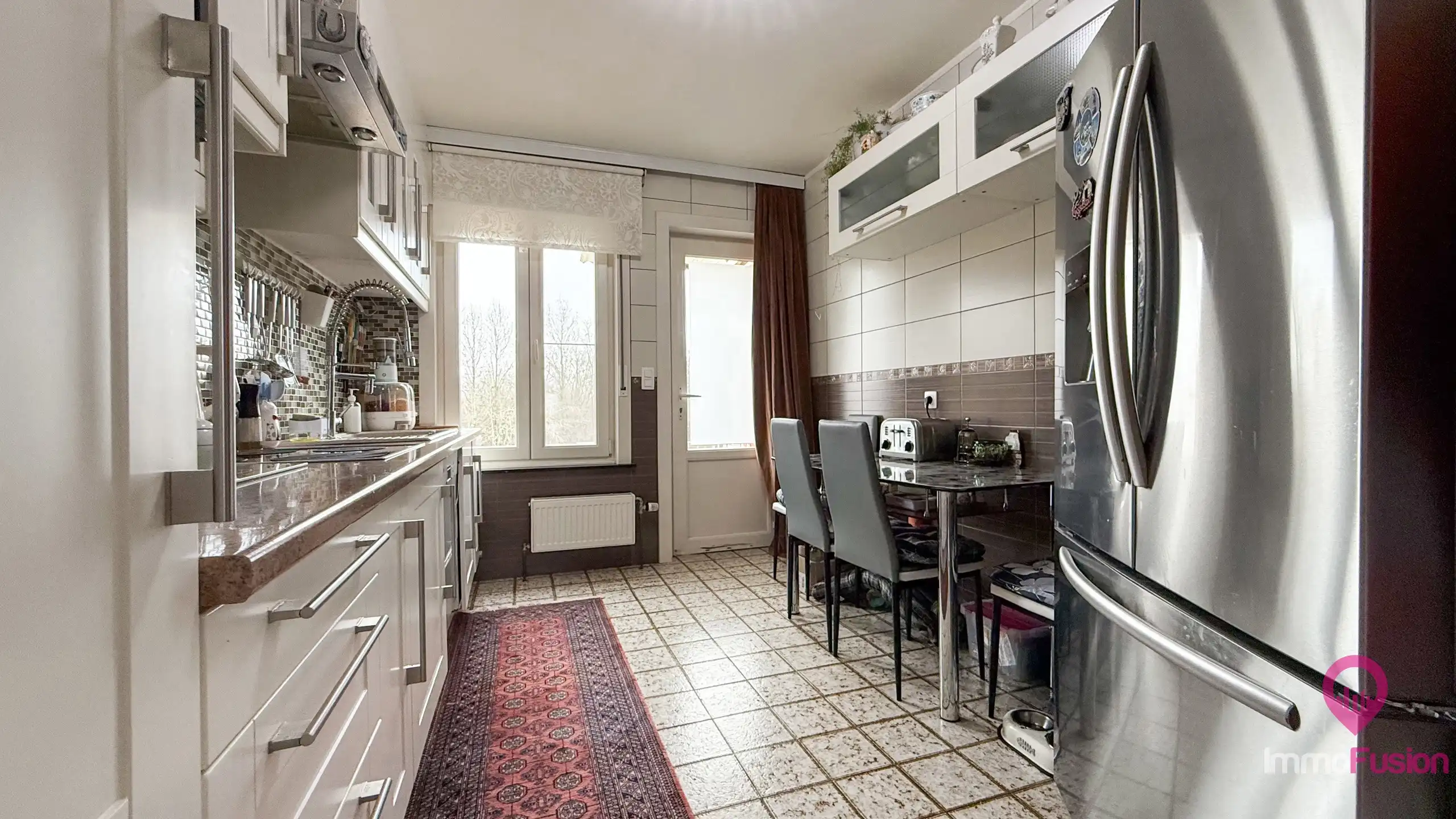 Instapklare woning met grote tuin dichtbij autostrade! foto 10