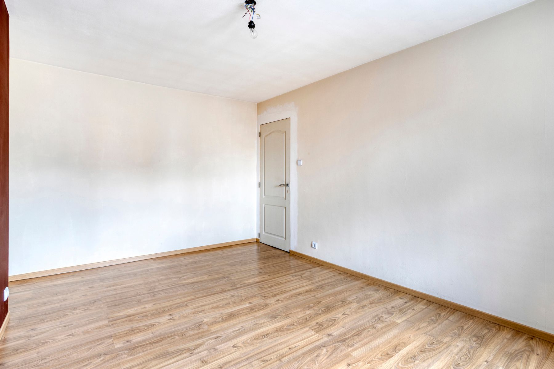 Instapklare woning met tuin en garage ! foto 18