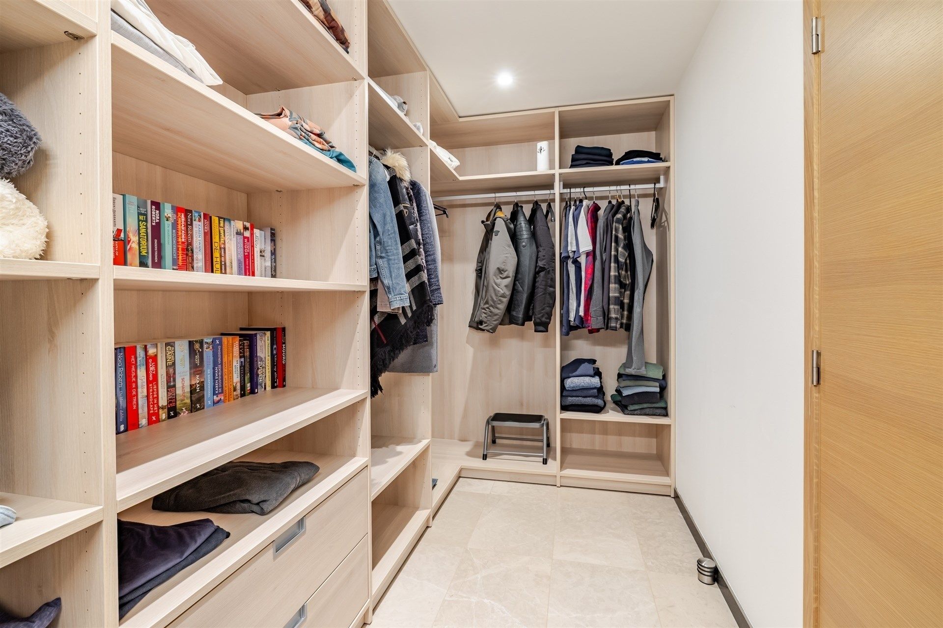 Topper!! Ruime lichtrijke woning, instapklaar! foto 22